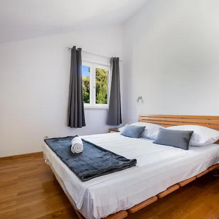 Sea Star Apartment Omis